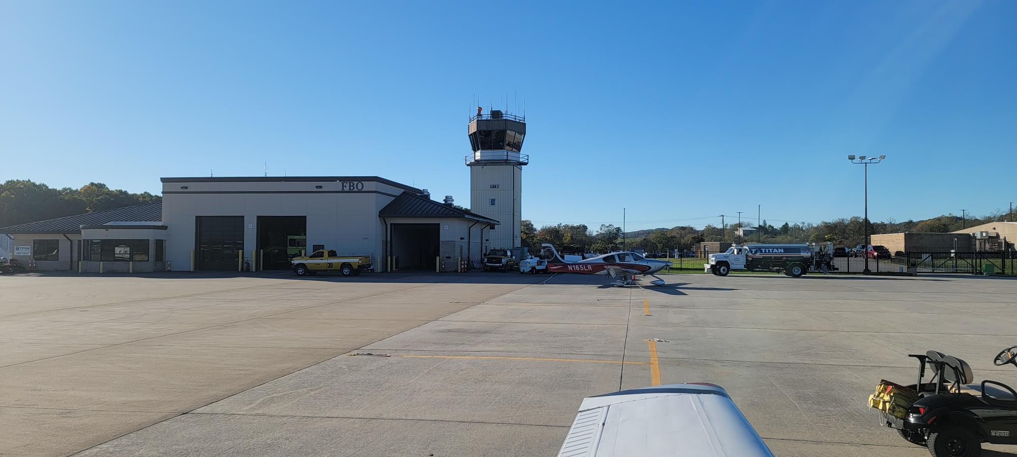 Tower-at-Greenbrier-Valley-Airport-West-Virginia-KLWB-